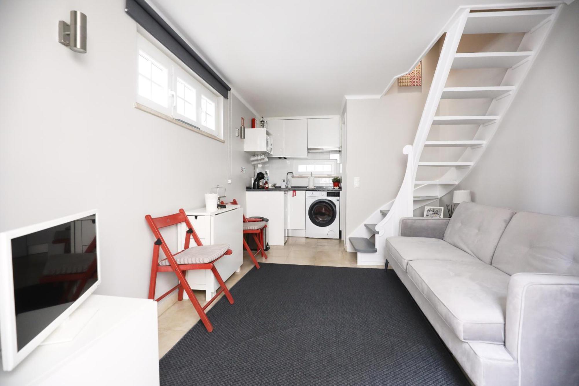 Bica Little House Apartment